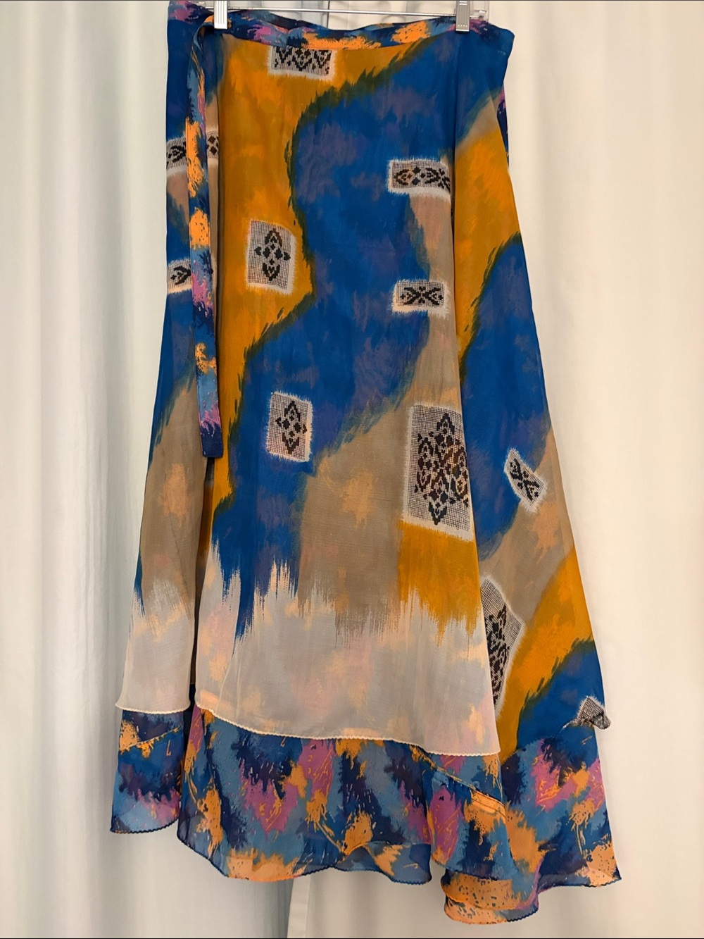 Women’s Reversible Wrap A-Line Skirt in Multi-Color Print - Picture 6 of 8